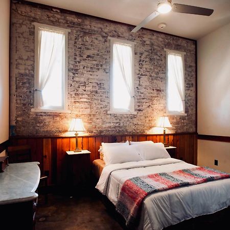 Inn At The Old Jail ニューオーリンズ エクステリア 写真