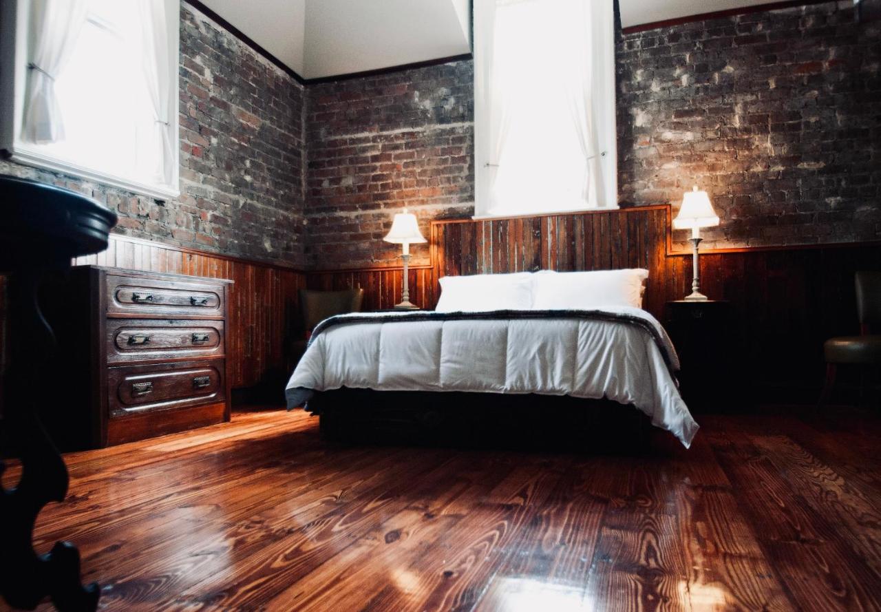 Inn At The Old Jail ニューオーリンズ エクステリア 写真