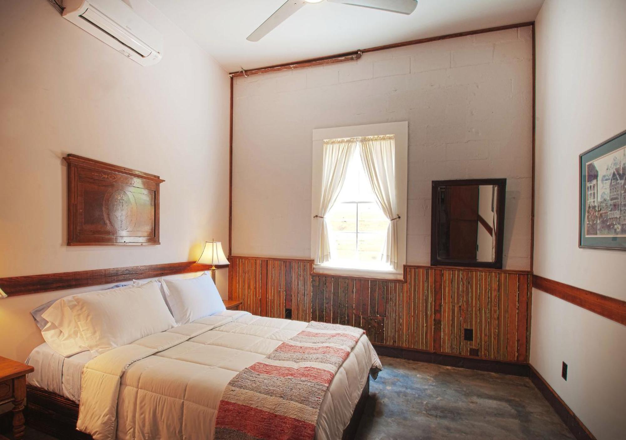 Inn At The Old Jail ニューオーリンズ エクステリア 写真