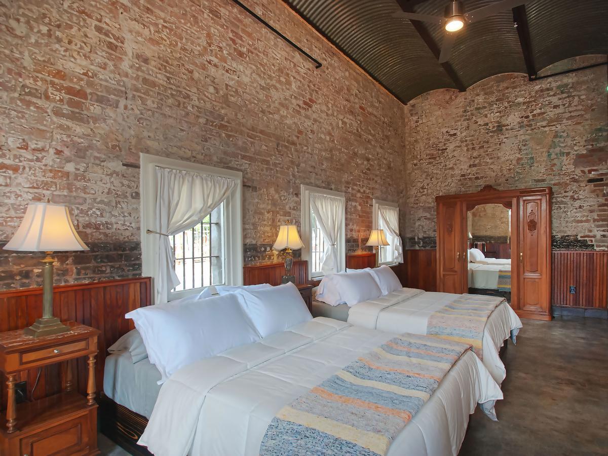 Inn At The Old Jail ニューオーリンズ エクステリア 写真